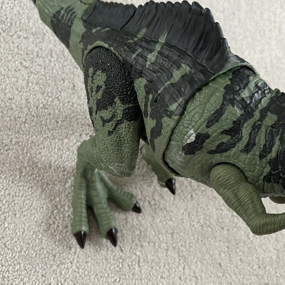 Jurassic World Dinosaur - Picture 2 of 8